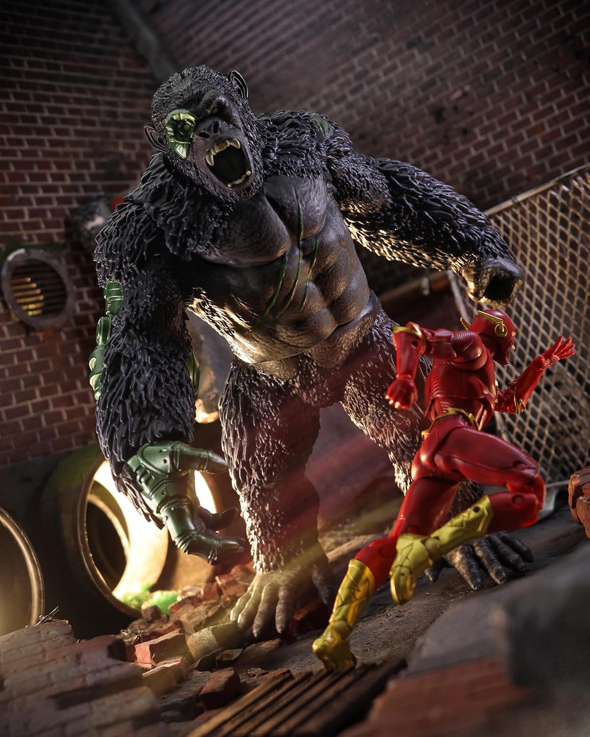 Titano Vs The Flash Pack Figura De Acción Dc Mcfarlane Toys 30 Cm y 18 Cm