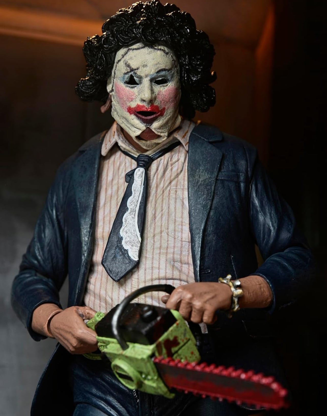 Leatherface Figura de Acción The Texas Chainsaw Massacre Pretty Woman Neca Ultimate