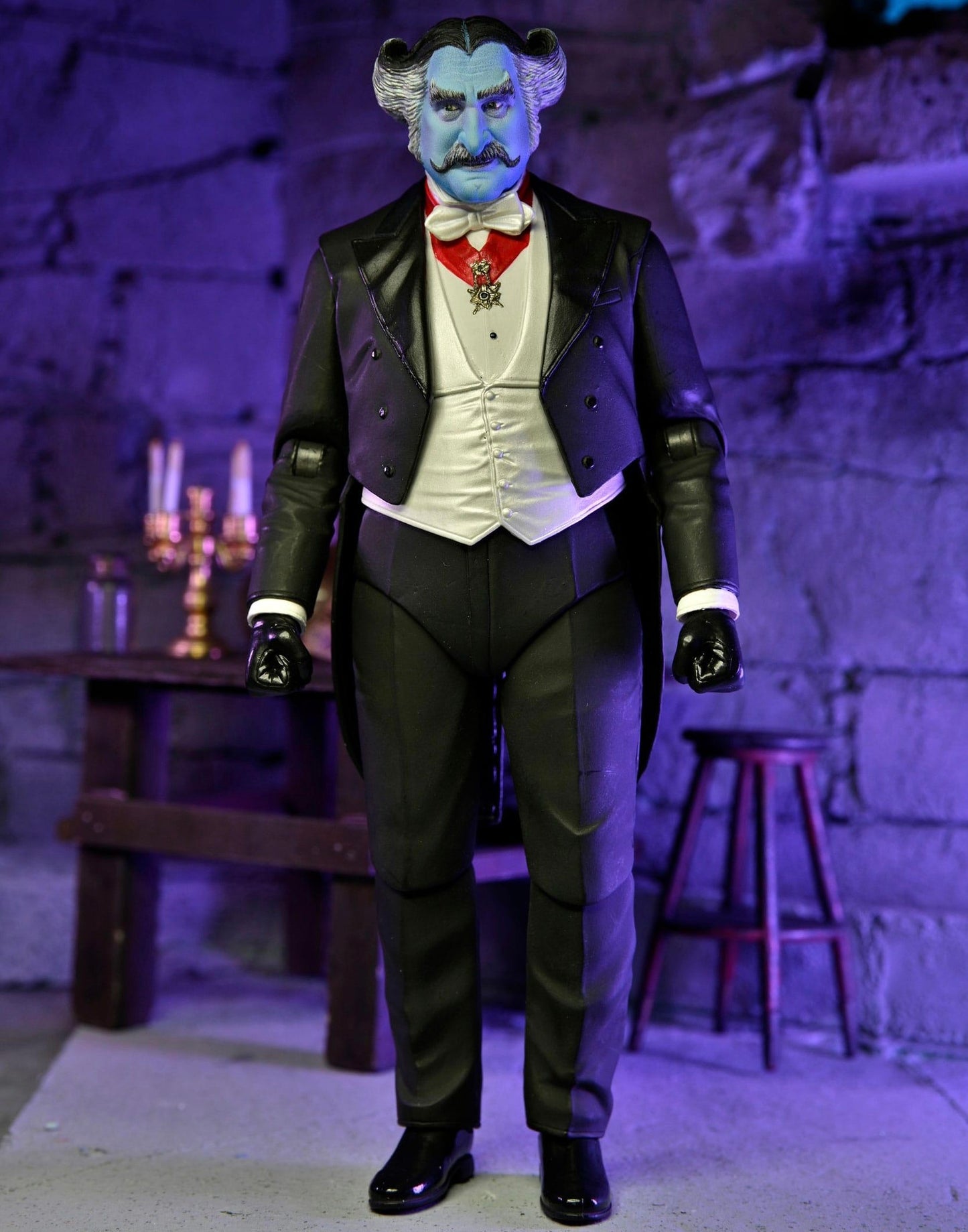 The Count Figura De Acción The Munsters Horror Neca Ultimate 18cm