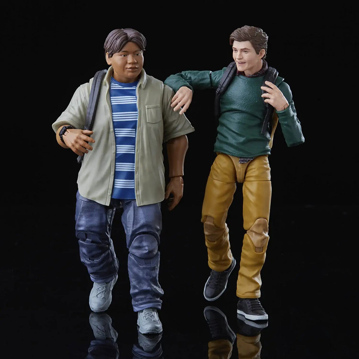 Pack Peter Parker y Ned Leeds Figura De Acción Spiderman Homecoming Marvel Legends Hasbro 17 Cm