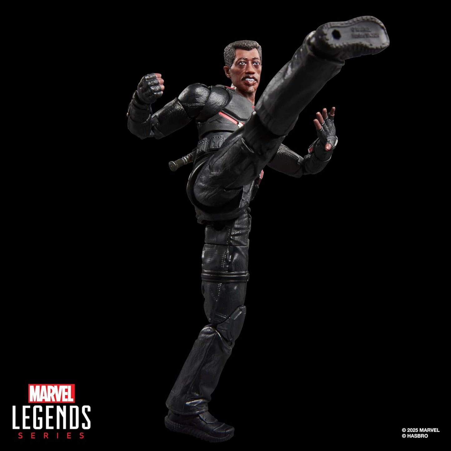 Blade Figura de Accion Deadpool & Wolverine MCU Marvel Legends 16 Cm