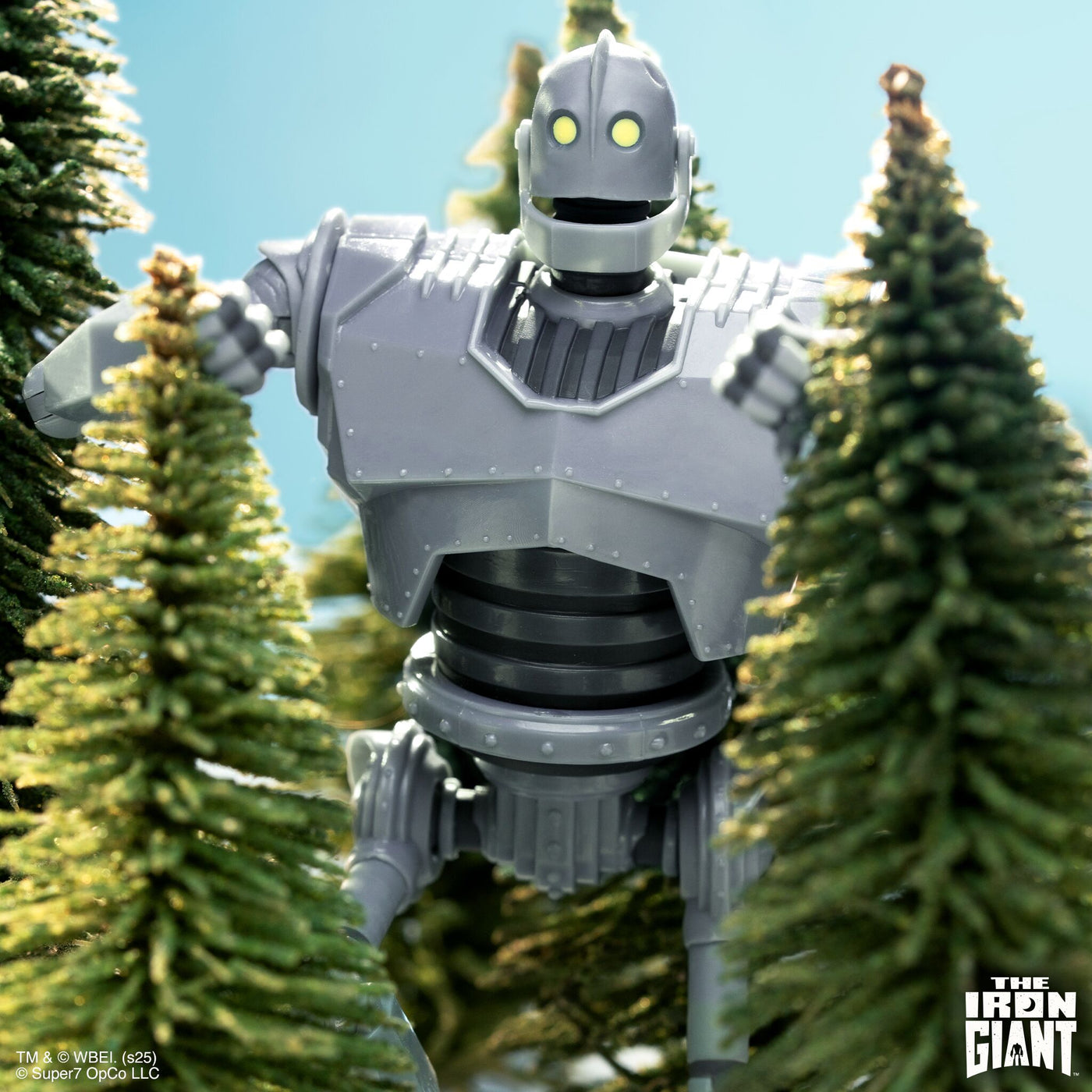 The Iron Giant Figura de Accion Deluxe Super 7 DX 17cm