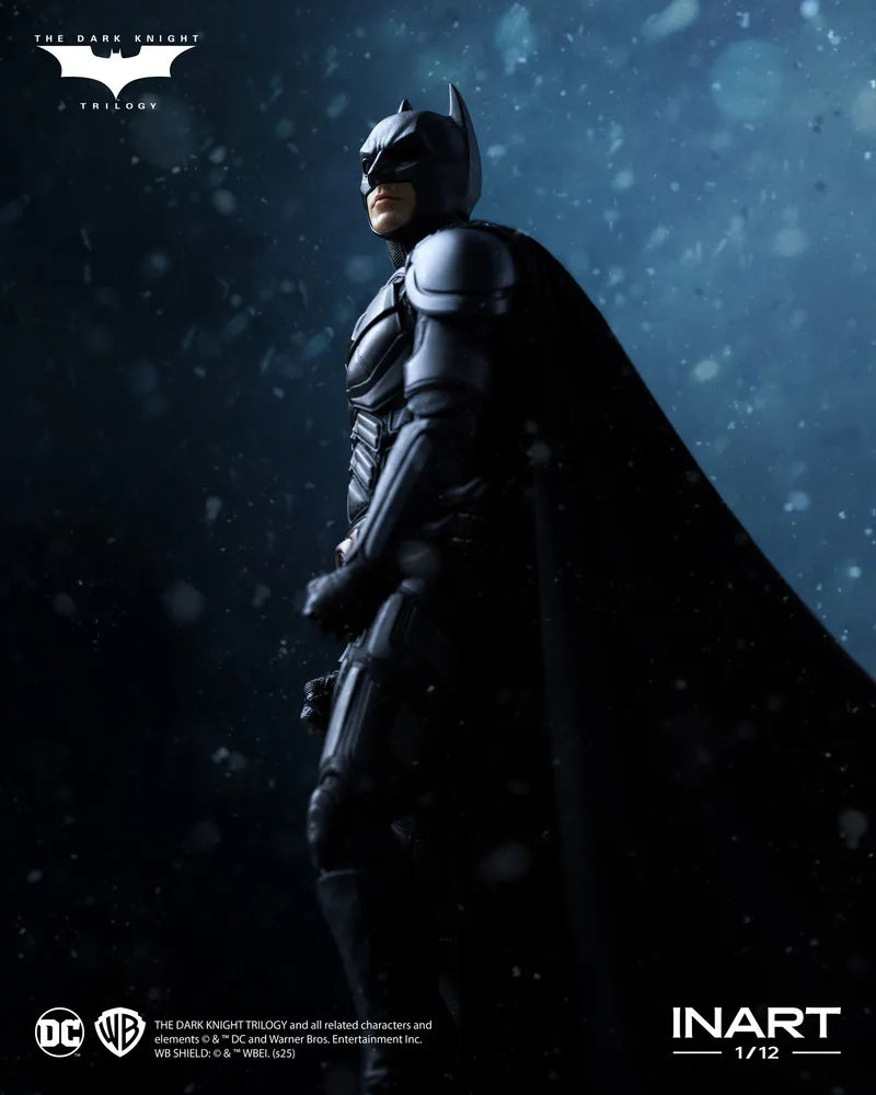 Batman The Dark Knight Rises Figura de Accion Dark Knight Trilogy Version Deluxe Inart 18cm