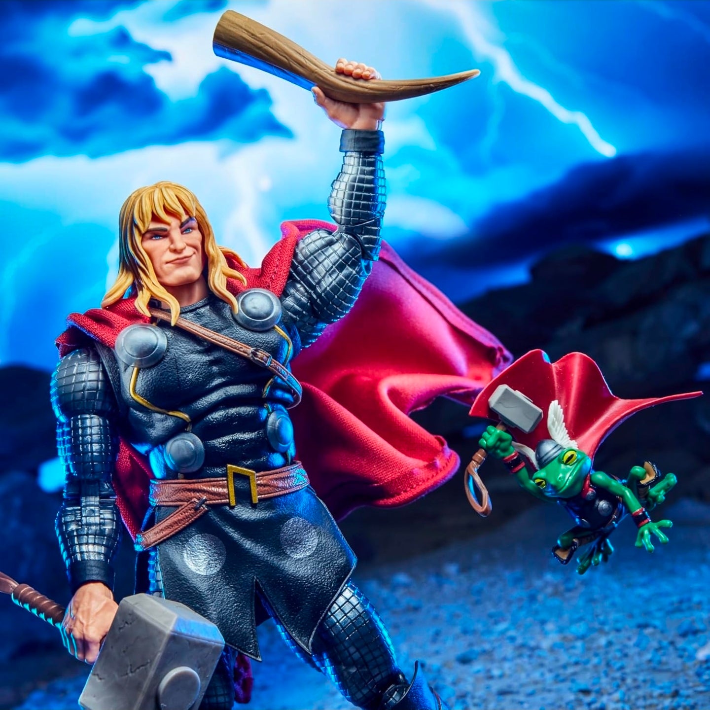 Thor Deluxe Figura de Acción Maximum Series Marvel Legends 18 Cm