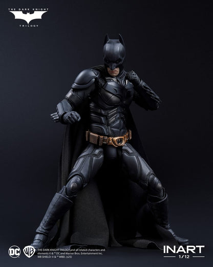 Batman The Dark Knight Rises Figura de Accion Dark Knight Trilogy Version Deluxe Inart 18cm