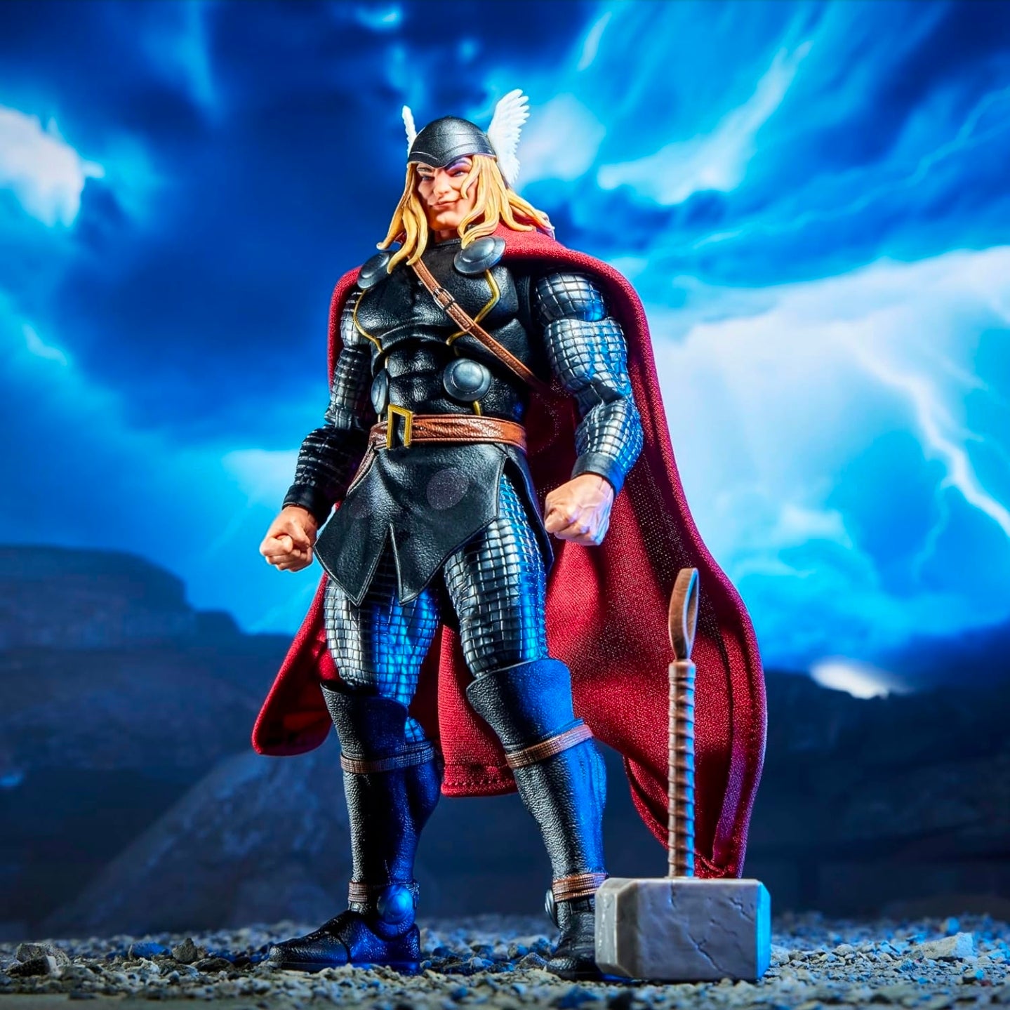 Thor Deluxe Figura de Acción Maximum Series Marvel Legends 18 Cm