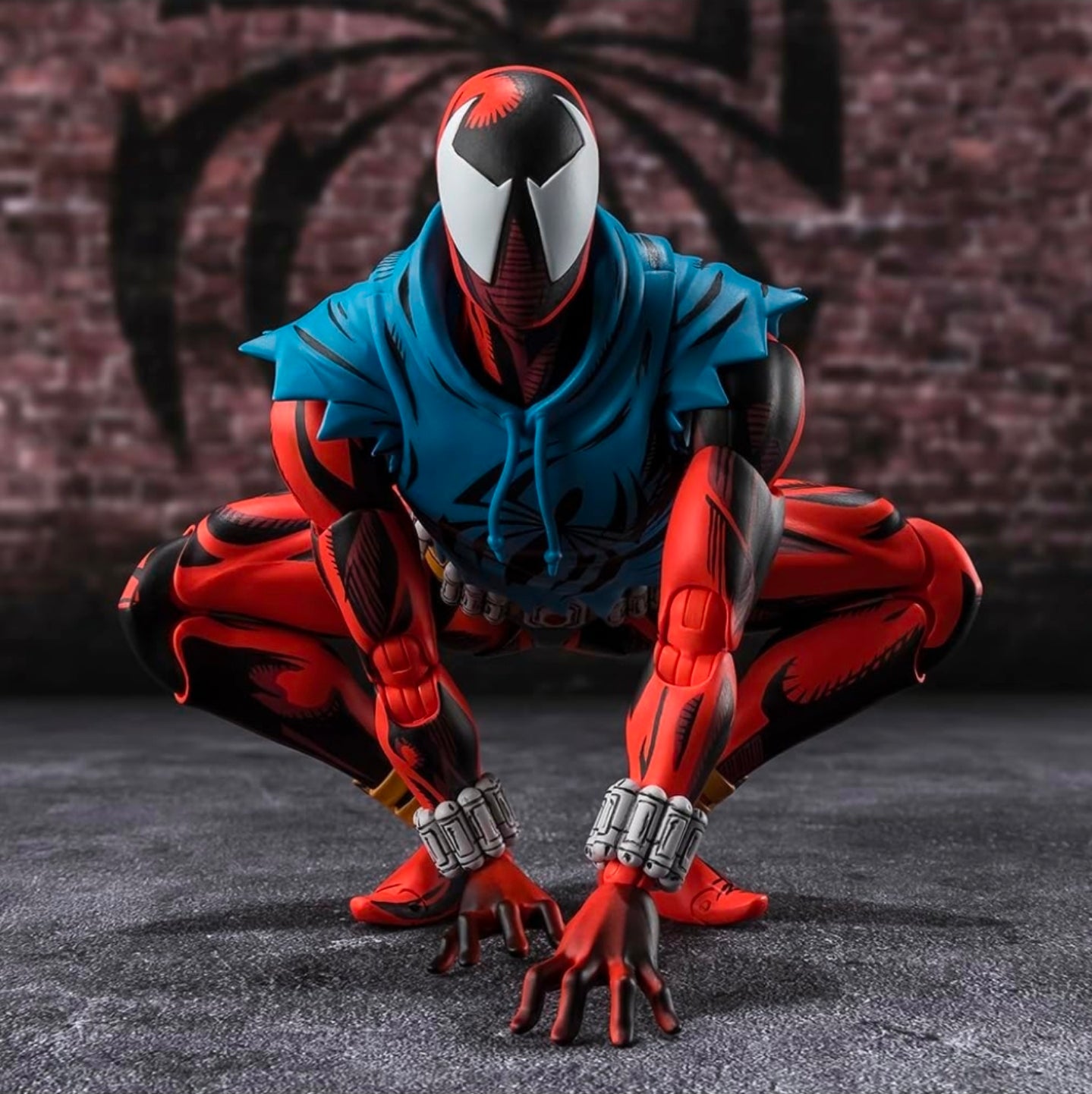 Scarlet Spider Figura de Acción Spiderman Across The Spiderverse Sh Figuarts 15 Cm