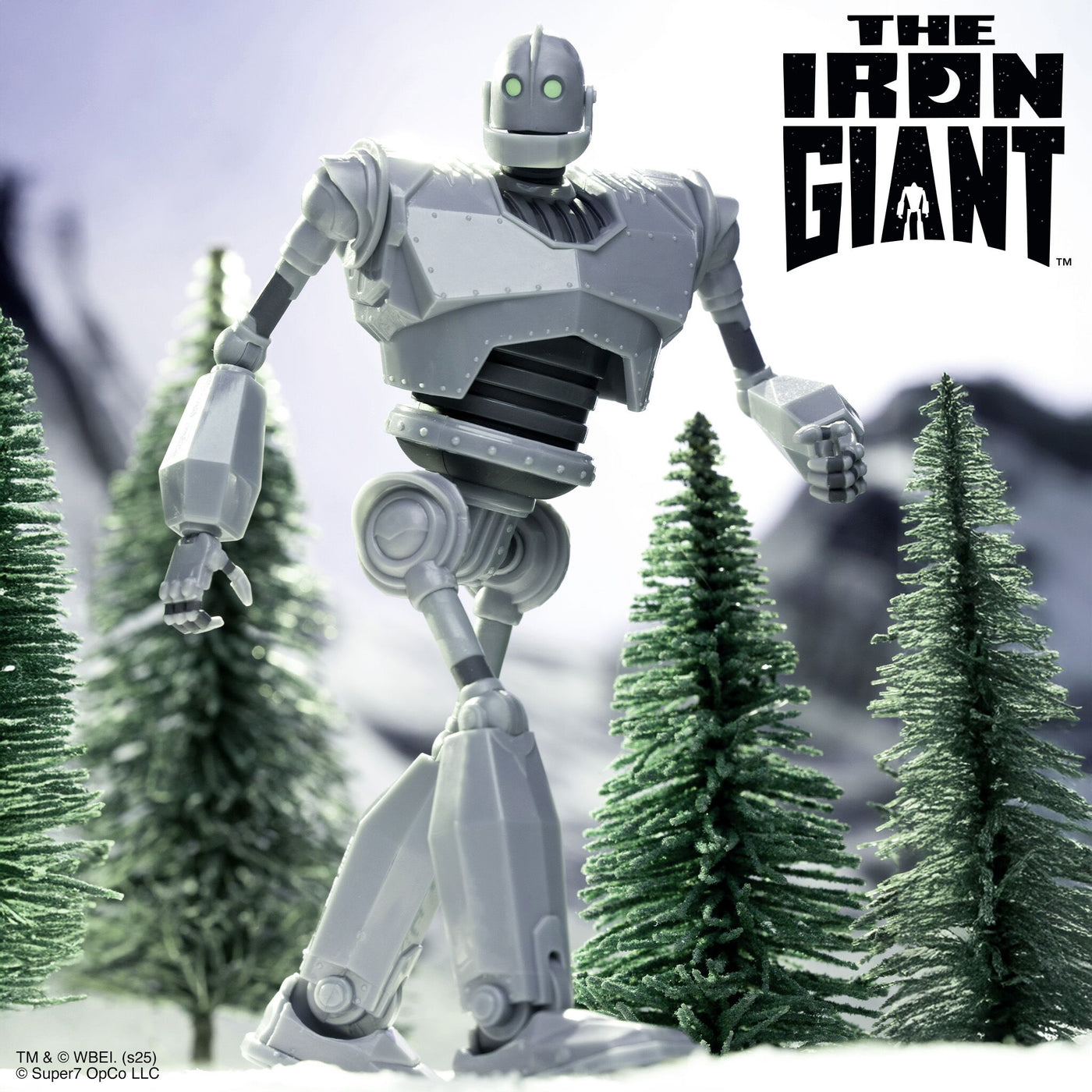 The Iron Giant Figura de Accion Deluxe Super 7 DX 17cm