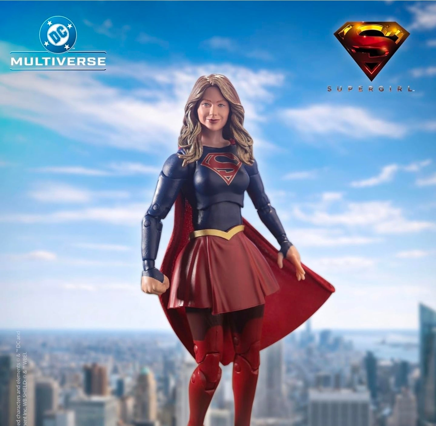 Supergirl Figura de Accion TV 2015 Dc Deluxe Theatrical Edition Mcfarlane 17 Cm